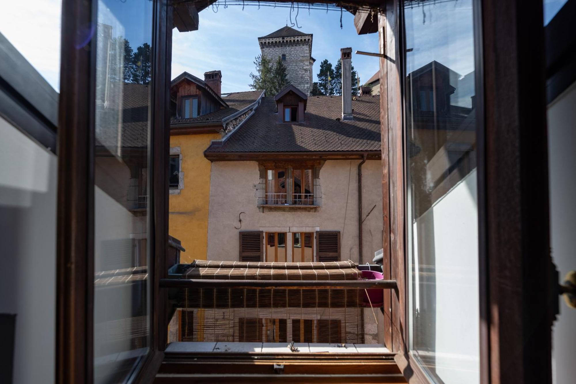 Sous Les Toits D'Annecy, Un Appartement Irresistible Pour 1 A 6 Personnes En Plein Coeur De Ville المظهر الخارجي الصورة