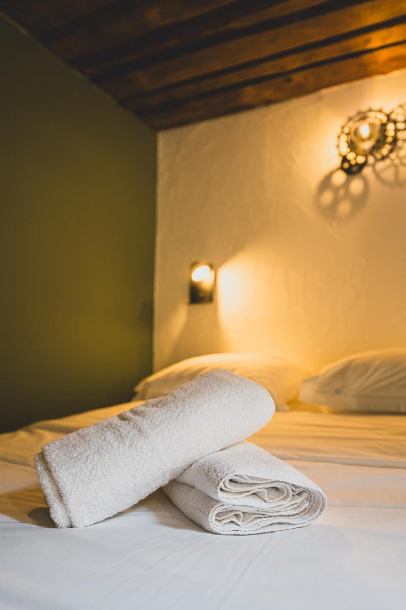 Sous Les Toits D'Annecy, Un Appartement Irresistible Pour 1 A 6 Personnes En Plein Coeur De Ville المظهر الخارجي الصورة