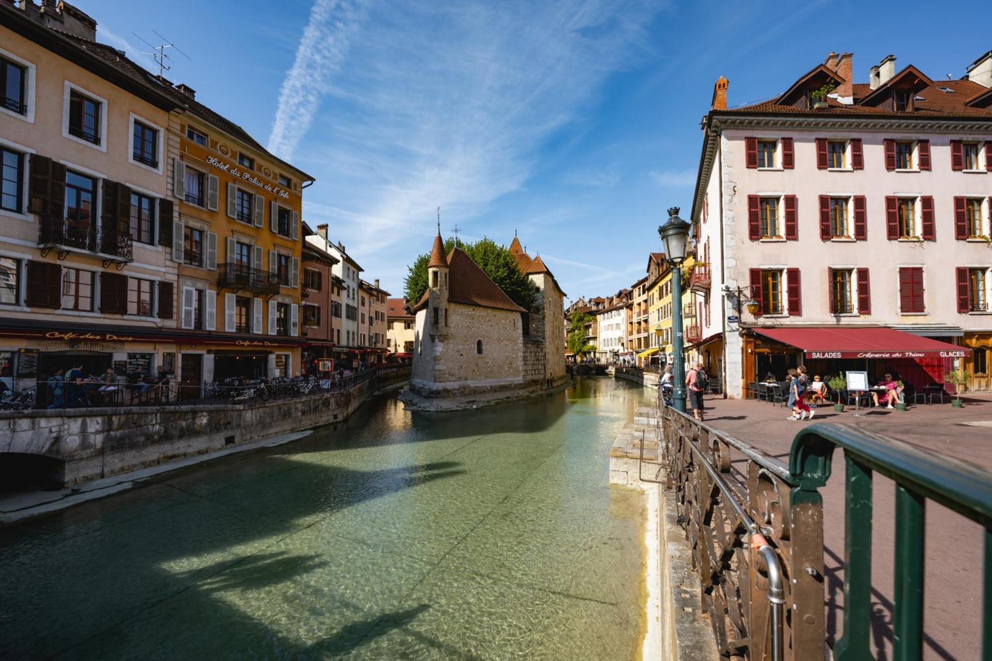 Sous Les Toits D'Annecy, Un Appartement Irresistible Pour 1 A 6 Personnes En Plein Coeur De Ville المظهر الخارجي الصورة